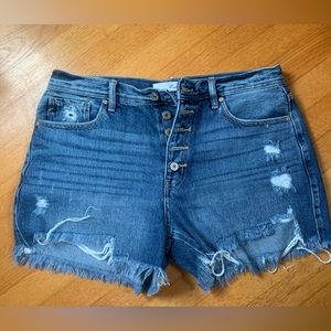 KanCan distressed jean short. Button Fly. Size XL